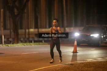 Runner Photo 4306812