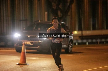 Runner Photo 4306823