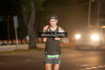Runner Photo 4306837