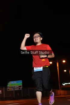 Runner Photo 4309606