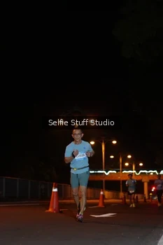 Runner Photo 4309701