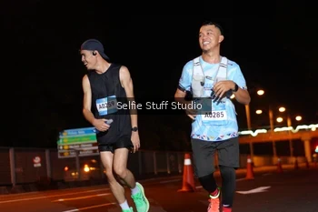 Runner Photo 4309735