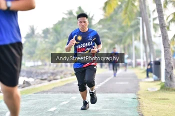 Runner Photo 4310984