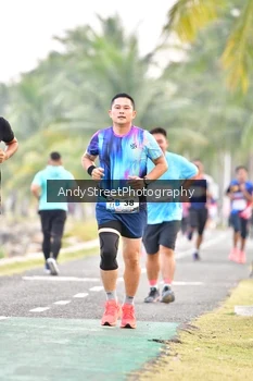 Runner Photo 4311130