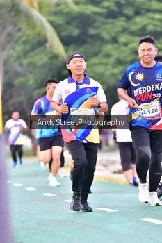 Runner Photo 4311156