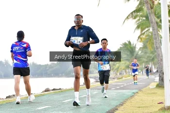 Runner Photo 4311244