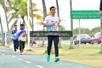 Runner Photo 4311261