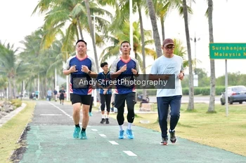 Runner Photo 4311264