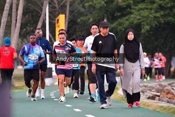 Runner Photo 4311349