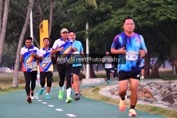 Runner Photo 4311360