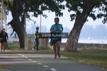 Runner Photo 4311366