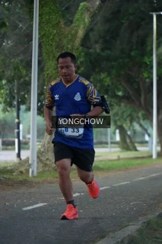 Runner Photo 4311425