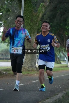 Runner Photo 4311454