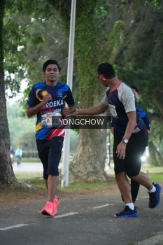 Runner Photo 4311550