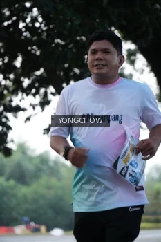 Runner Photo 4311575
