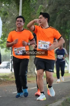 Runner Photo 4311597