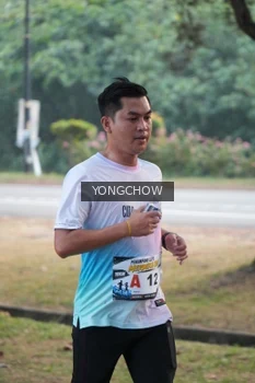 Runner Photo 4311649