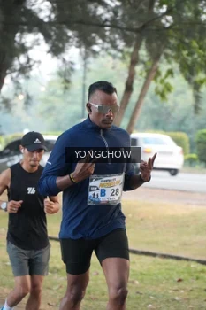 Runner Photo 4311697