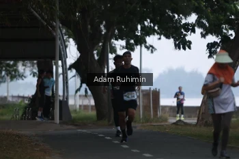 Runner Photo 4311714