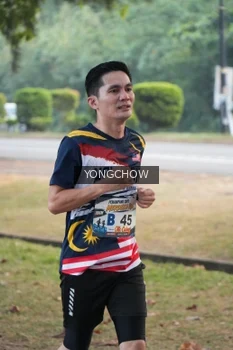 Runner Photo 4311748