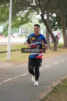 Runner Photo 4311923