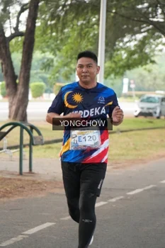Runner Photo 4311925
