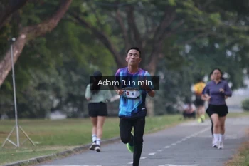 Runner Photo 4311975