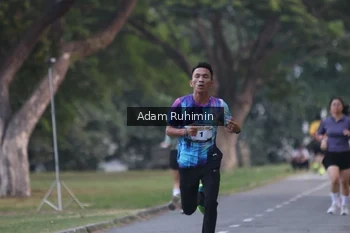 Runner Photo 4312002