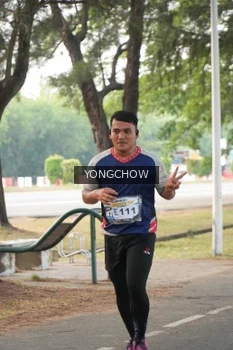Runner Photo 4312004