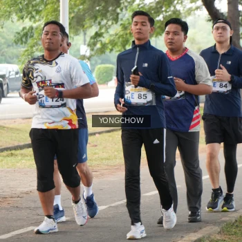 Runner Photo 4312043