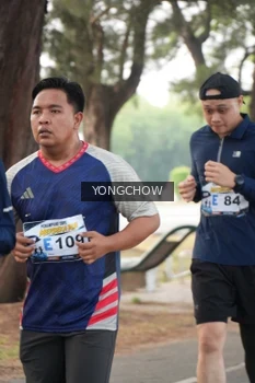 Runner Photo 4312054