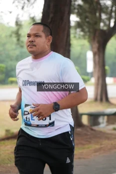 Runner Photo 4312103