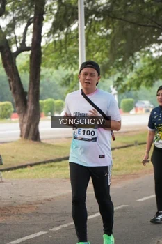 Runner Photo 4312172