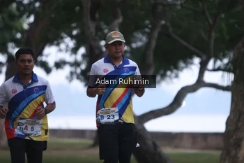 Runner Photo 4312240