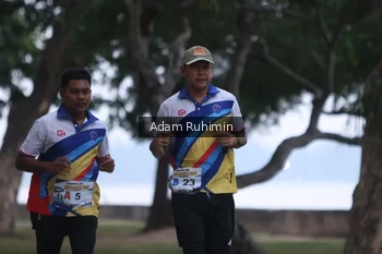 Runner Photo 4312249