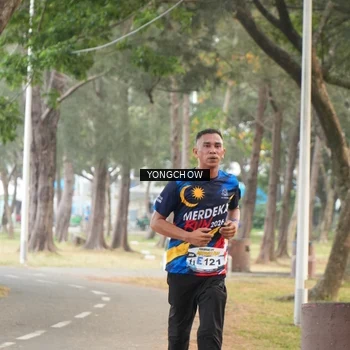 Runner Photo 4312338