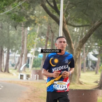 Runner Photo 4312341