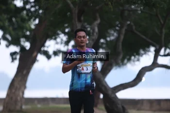Runner Photo 4312410