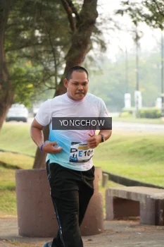 Runner Photo 4312417