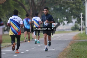Runner Photo 4312501