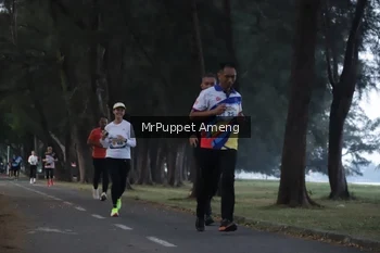 Runner Photo 4312702