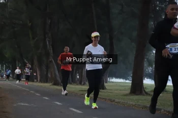 Runner Photo 4312703