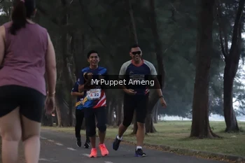 Runner Photo 4312757