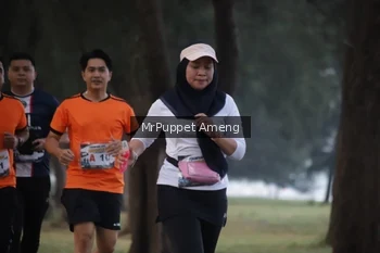 Runner Photo 4312798