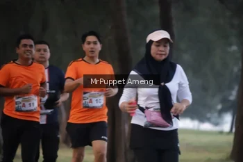 Runner Photo 4312799
