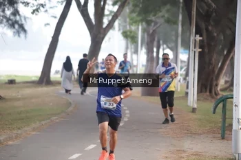 Runner Photo 4312874