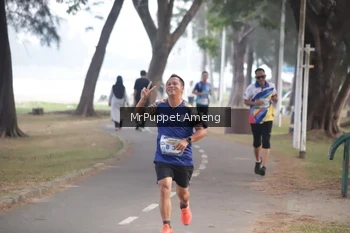 Runner Photo 4312875