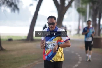 Runner Photo 4312884