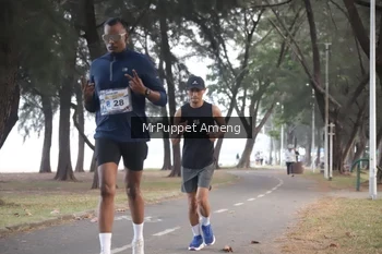 Runner Photo 4312912