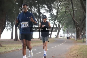 Runner Photo 4312915